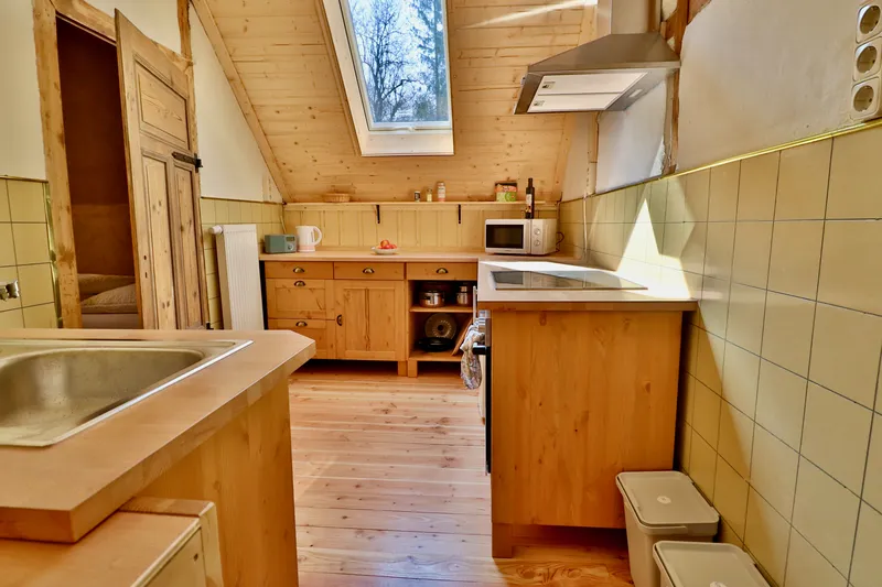 Separate Küche in der Dachgeschosswohnung