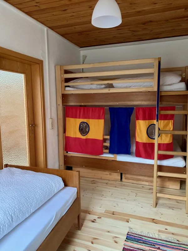 Kinderzimmer mit Etagenbett